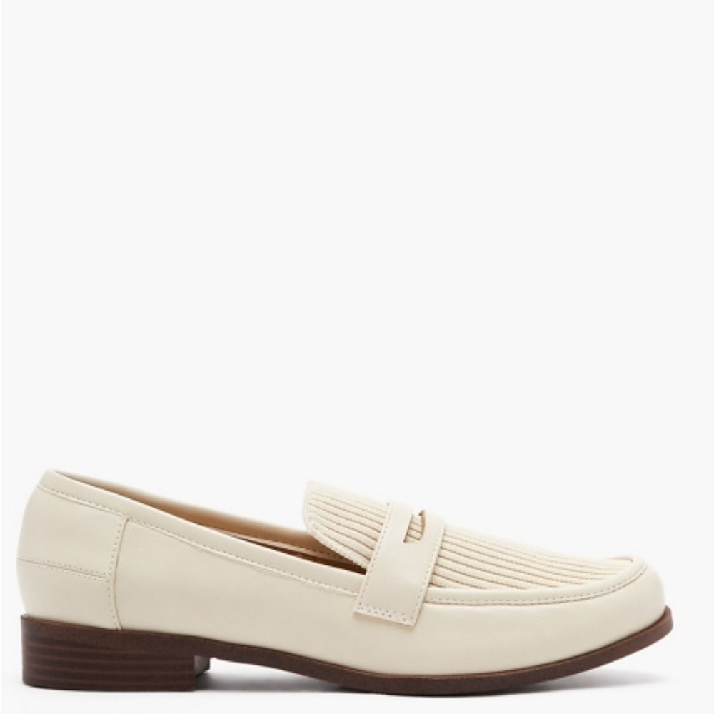 Just Fab Eleanora Classic Loafers - Picture 3 of 6